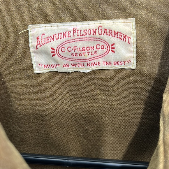 Filson longer jacket no longer in production sense 2011. - Picture 2 of 3